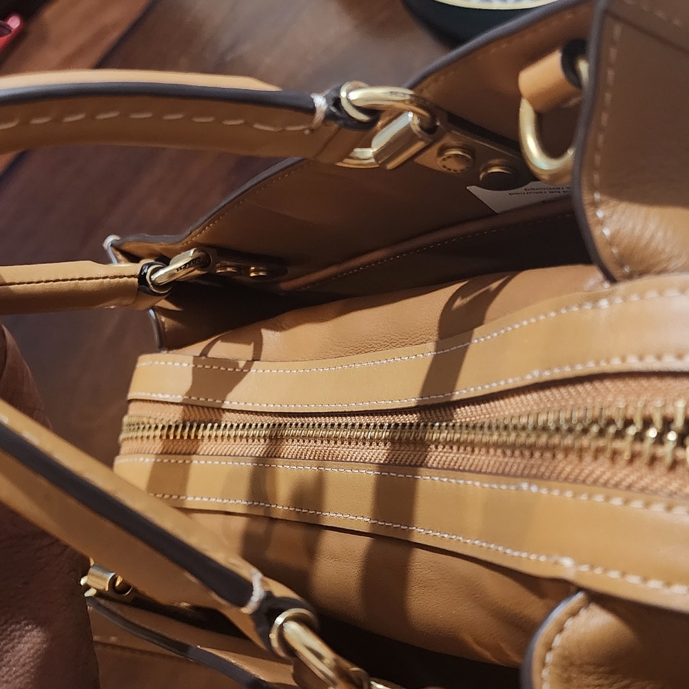 Tom WesselmanCoach Tan Satchel with Red Sequin Lip Design - Picture 9 of 9